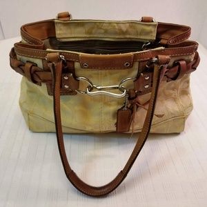 COPY - EUC. Coach Hampton Signature Carryall bag Yellow.